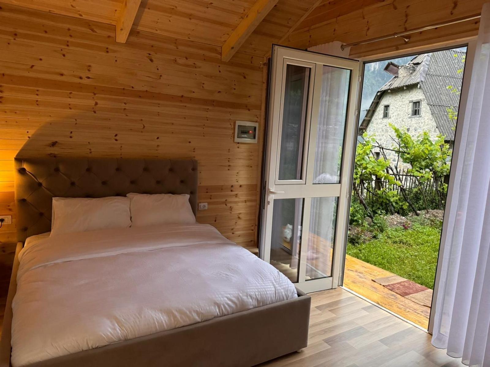 Thethi Mountain Villas Экстерьер фото